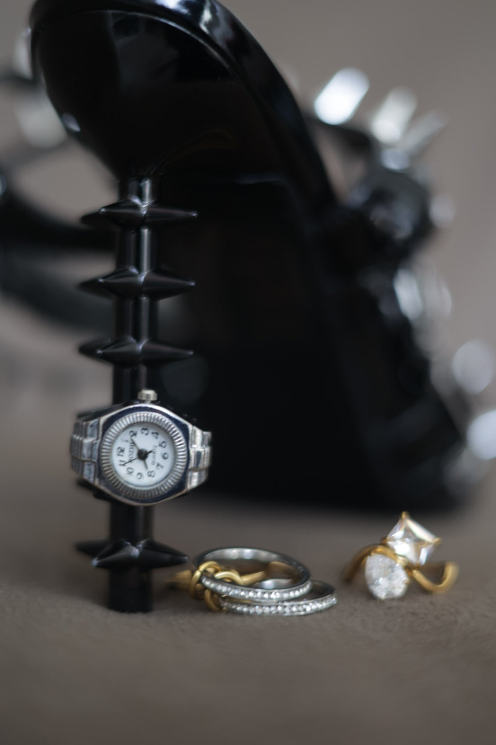 Nostalgia Watch Ring